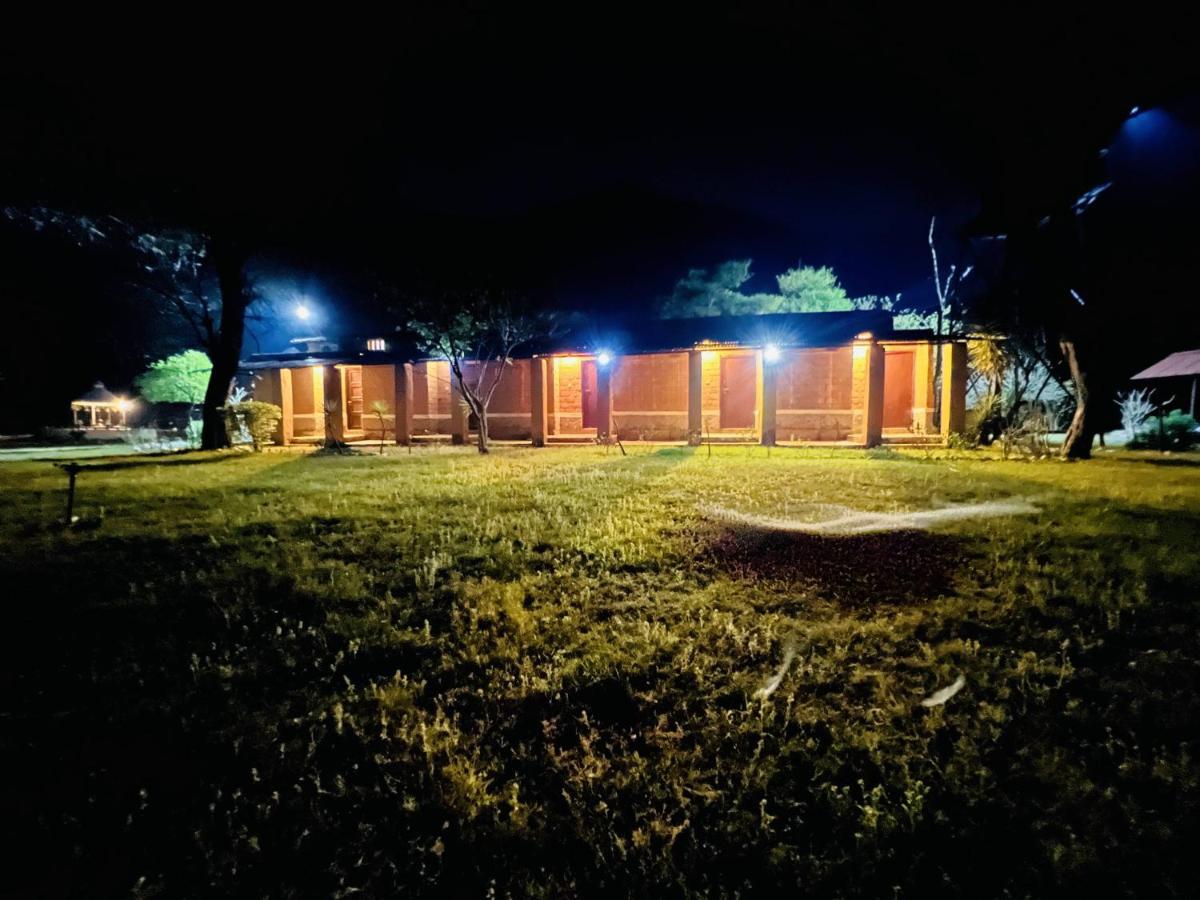 Aura Wildlife Camp And Resorts Marchula Exterior foto